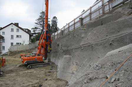 Baugrube MFH Dorfstrasse 36, 
8802 Kilchberg, Projekt und Baukontrolle Tragstruktur in Massivbauweise, Projekt und Fachbauleitung Baugrubenarbeiten inkl. Sicherung