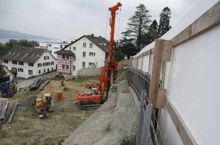 Baugrube MFH Dorfstrasse 36, 
8802 Kilchberg, Projekt und Baukontrolle Tragstruktur in Massivbauweise, Projekt und Fachbauleitung Baugrubenarbeiten inkl. Sicherung