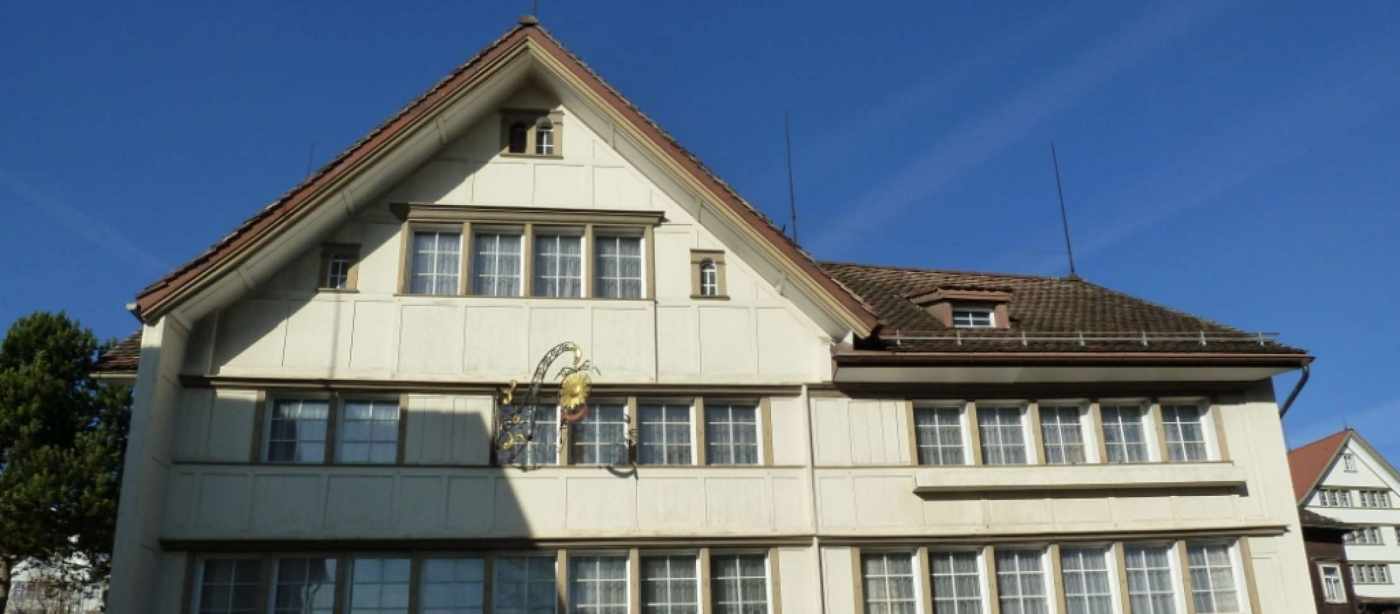 Architekturvermessung
Restaurant Sonne, Gais AR, Gebäudeaufnahmen:, 2D-Fassadenpläne, 2D-Grundrisspläne, 2D-Schnittpläne, Umgebungsplan inkl. Höhenkurven