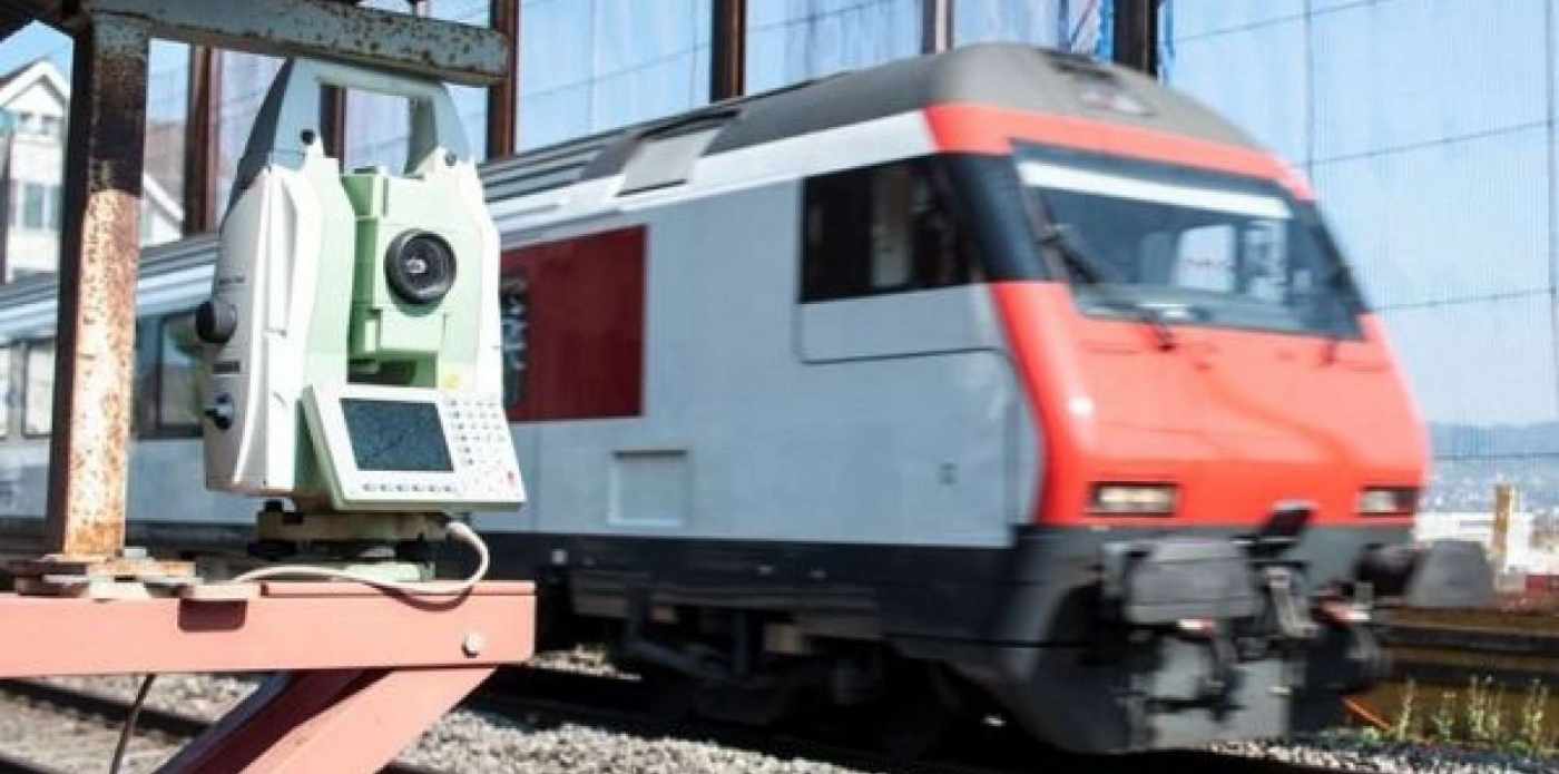 Bahnhofumbau Rapperswil, Das System ist täglich messbereit, Die Resultate werden Realtime auf www.bauwerke-ueberwachen.ch dargestellt, Die Alarmierung (SMS, E-Mail, usw.) erfolgt realtime nach einer Toleranzüberschreitung