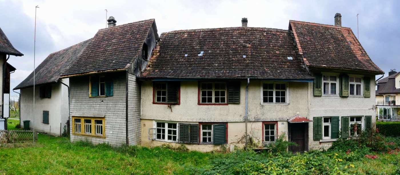 Architekturvermessung
Usserdorf, Ermatingen, Gebäudeaufnahmen:, 2D Fassadenpläne, 2D Grundrisspläne, 2D Schnittpläne