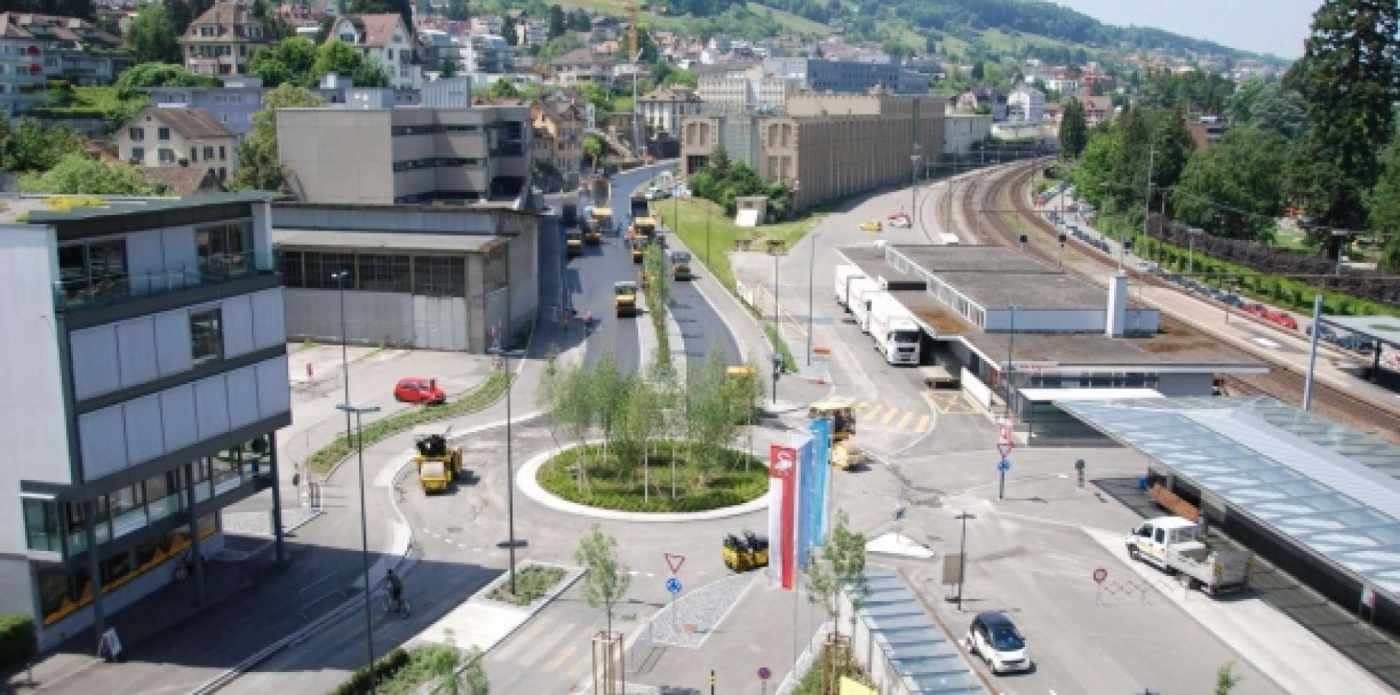 Deckbelagseinbau Zentrum Horgen, Planung und Koordination Verkehrssperrungen, Umleitungen Signalisationen, Presseorientierungen, Orientierungen Anwohner und Gewerbe, Organisation Belagseinbau