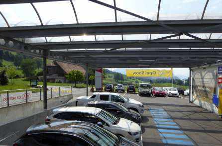 Erweiterung Garage Reichlin, Küssnacht, Projekt und Baukontrollen Tragstruktur in Massivbauweise und Stahlbau, Projekt und Fachbauleitung Baugrube mit Baugrubensicherung (Rühlwand)