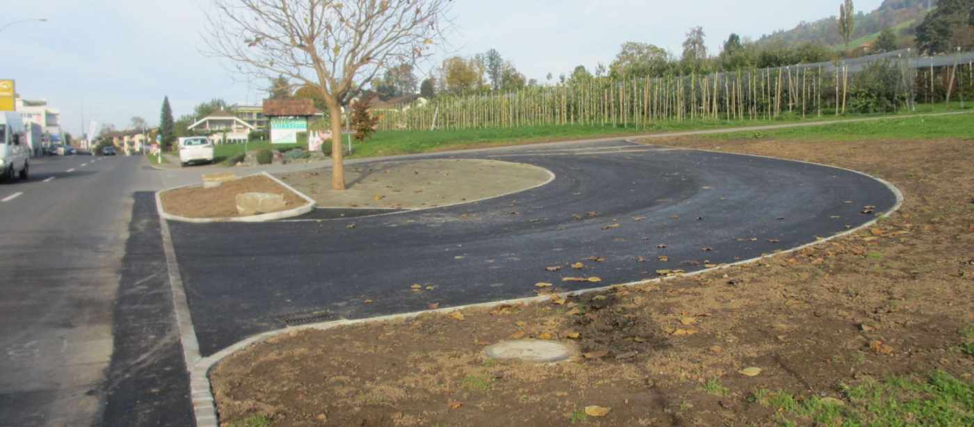 Buswendeschlaufe Rotenhof, Küssnacht, Machbarkeitsstudie und Kostenschätzung;Bauprojekt und Kostenvoranschlag;Devisierung, Ausschreibung und Offertvergleich;Ausführungsprojekt inkl. Nachweis Befahrbarkeit mit speziellem 3-Achs Bus;Örtliche Bauleitung, Ausmass, Abrechnung, Kostenkontrolle, Inbetriebnahme, Abschluss