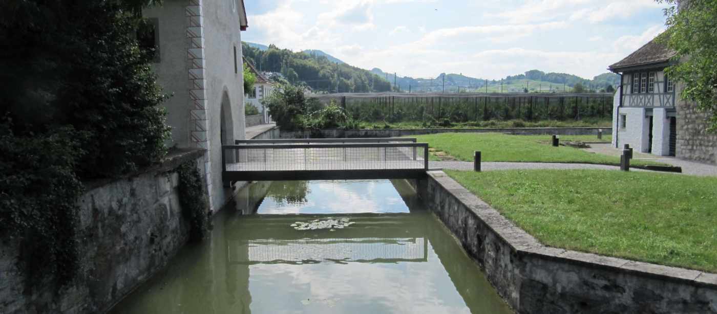 Brücke Schlossturm, Pfäffikon, Statische Berechnungen. Ausarbeitung Projekt und Realisierung in Zusammenarbeit mit Roskothen Architekten Rapperswil.