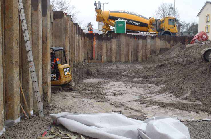 Tresch Automobile, Dübendorf, Ersatzmassnahmen Grundwasserumströmung, Projekt und Begleitung Baugrube