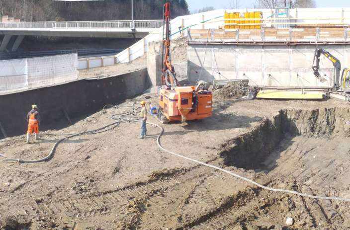 Garage Küry, Rüschlikon, Projekt Baugrube mit Rühlwand, Nagelwand und Aushub