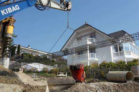 EFH Bühler, Weiherstrasse, Buchs, Projekt und Bauleitung Baugrube mit aufgelöster Pfahlwand