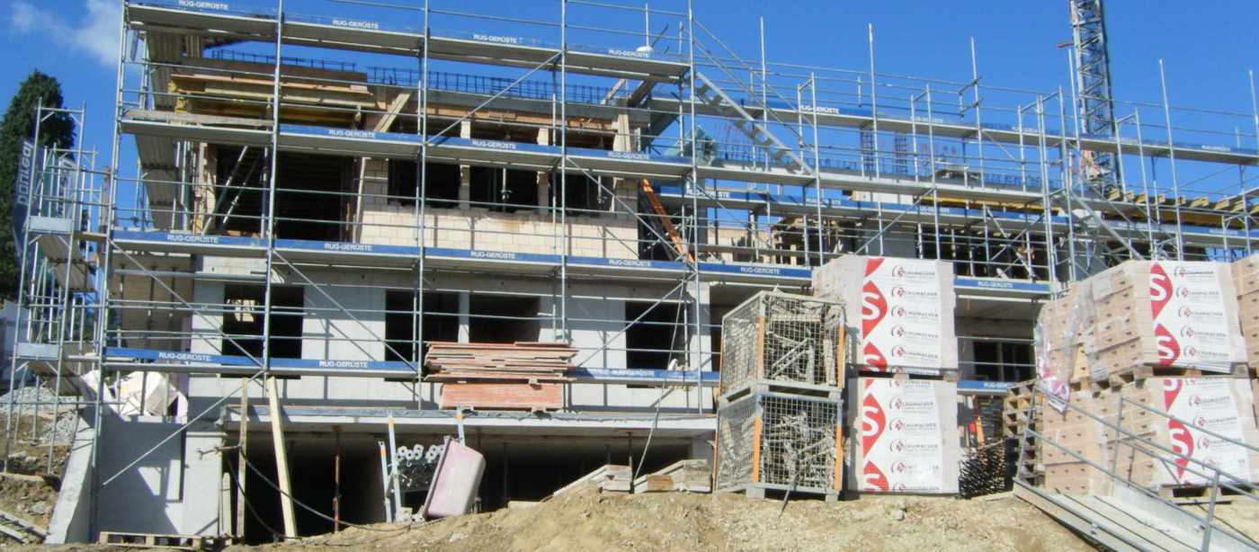 Neubau
MFH Dorfstrasse 38, Aeugst am Albis, Projekt und Baukontrolle Tragstruktur in Massivbauweise Projekt