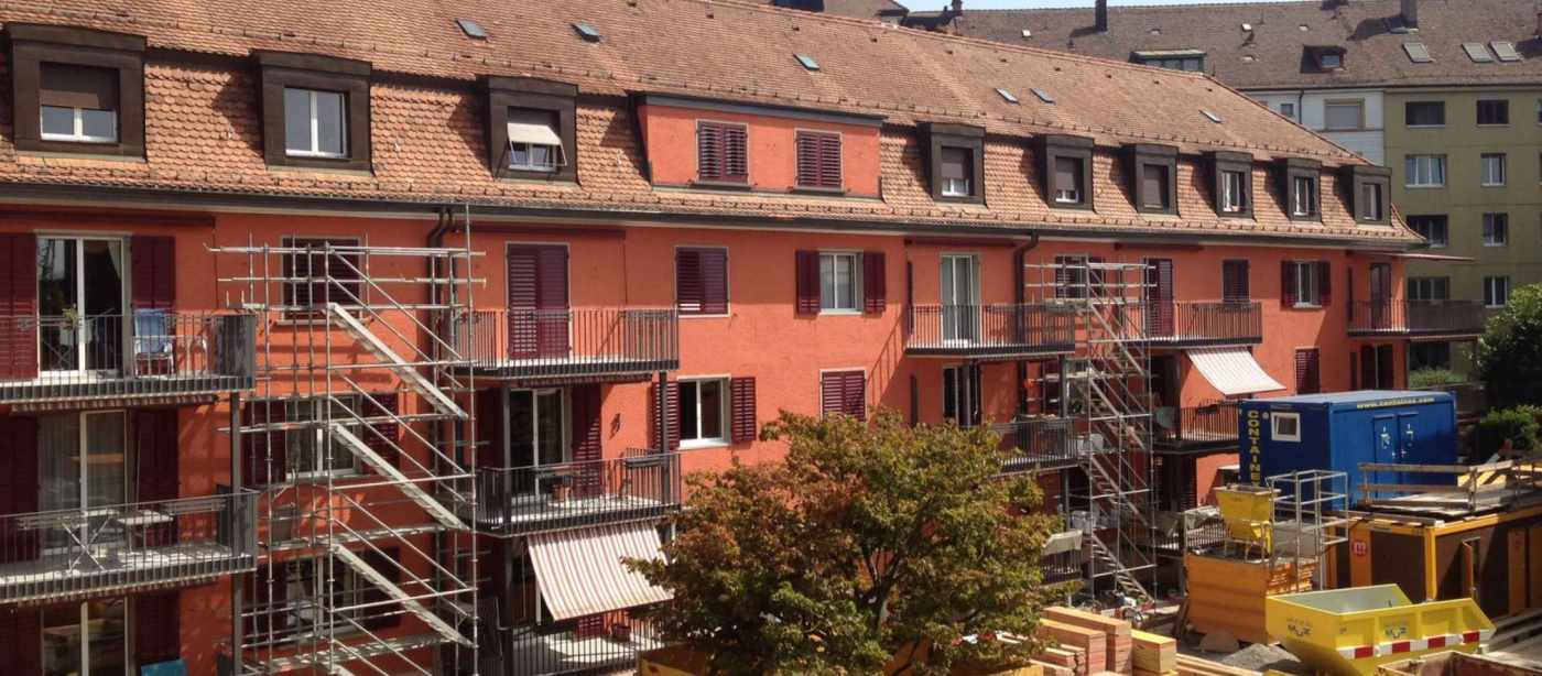 Sanierung Schubertstrasse 4-18, Zürich, Stahlbetonarbeiten neue Balkone, Statische Massnahmen Wandabbrüche