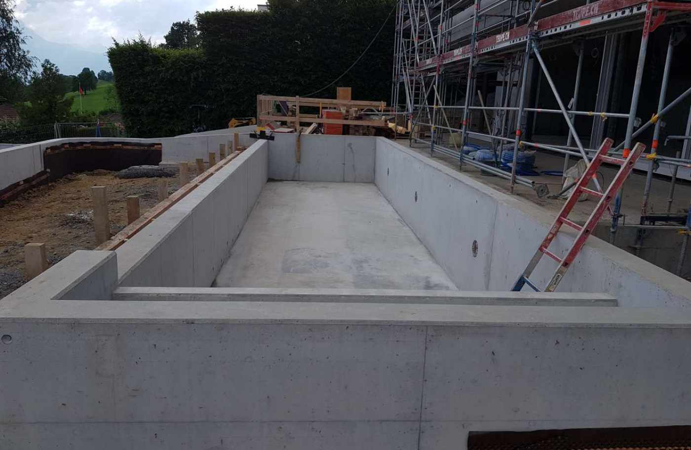 Neubau Einfamilienhaus, Eichweg 3,
6045 Meggen, Projekt und Baukontrolle der Tragstruktur in Massivbauweise, Projekt und Baukontrolle für Baugrube und Baugrubensicherung