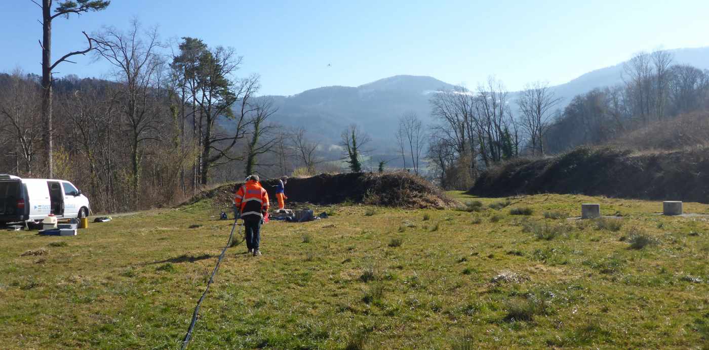 Inertstoffdeponie ISD Eichenkeller
Reigoldswil BL, 2x CSM (Koaxialkabel) à 40m,,1x 2-fach Extensometer 15/30m, 1x 3-fach Extensometer 10/22/30m