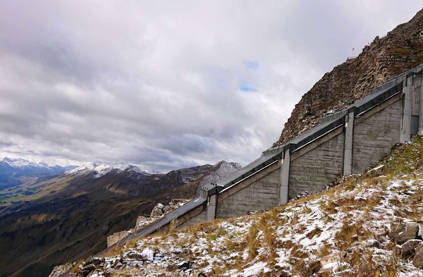 Niesenbahn BE, 3x Inklinometer à 25m,,Unterhalb der Bergstation, auf beiden Seiten des Tunnels