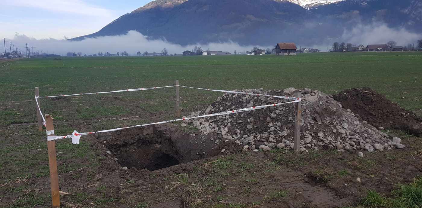 Erweiterung Fernwärmenetz Glarus Nord, 4 Baggerschächte, 4 Rammsondierungen, Geotechnischer Bericht