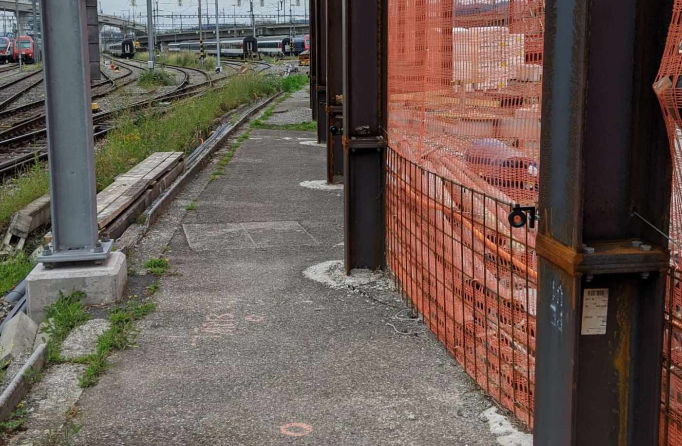 Vorbahnhof, Zürich, Lieferung und Installation 4 Tachymeter und Prismen, Aufsetzen und Betrieb Online-Portal, Manuelle Tachymetermessungen