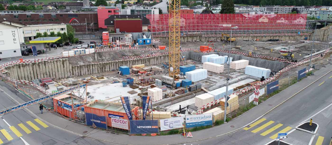 Überbauung Chäsimatt, Rotkreuz, Bestandesaufnahmen/Rissprotokolle,,Geodätische und geotechnische Bauwerksüberwachungen,,Erschütterungsmessungen,,Baufixpunktnetz,,Baubegleitende Vermessung