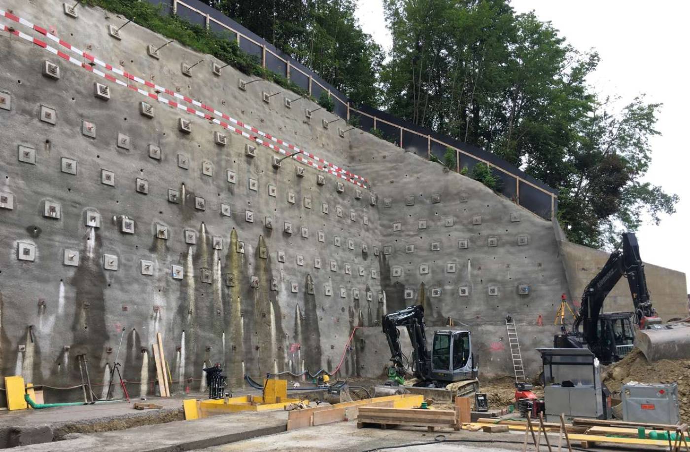 Baugrube und Fundation Seestrasse 15, Wädenswil, GeologischesGutachten, ­ProjektierungBaugrube und Fundation, Baukontrollen