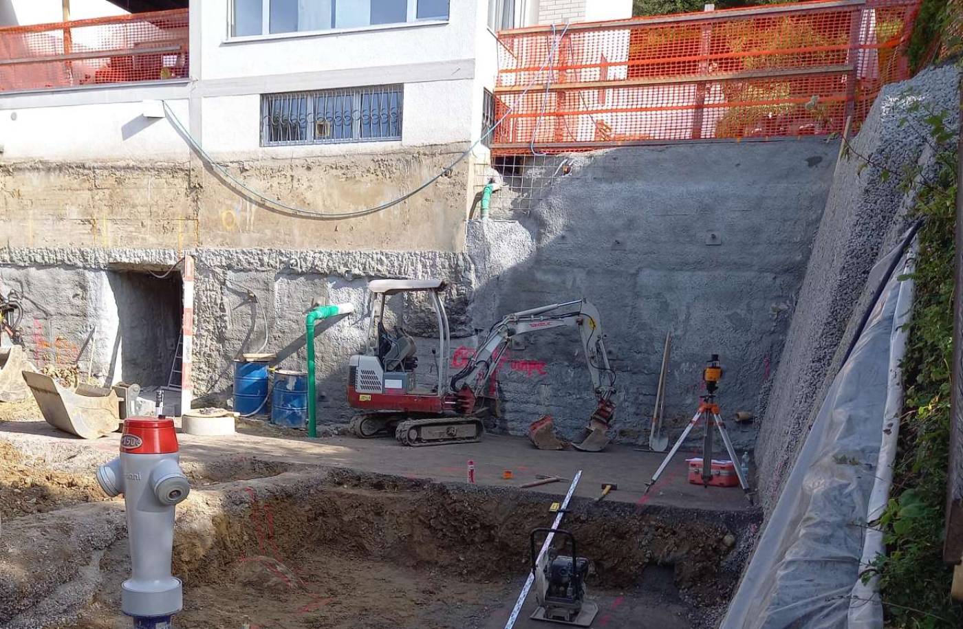 Umbau und Anbau Garage im Hang, Birmensdorf, Konzept Machbarkeit, Gesamtplanung Umbau und Anbau Garage, Bauprojekt mit Baueingabe, Submission, Ausführungsprojekt, Bauleitung