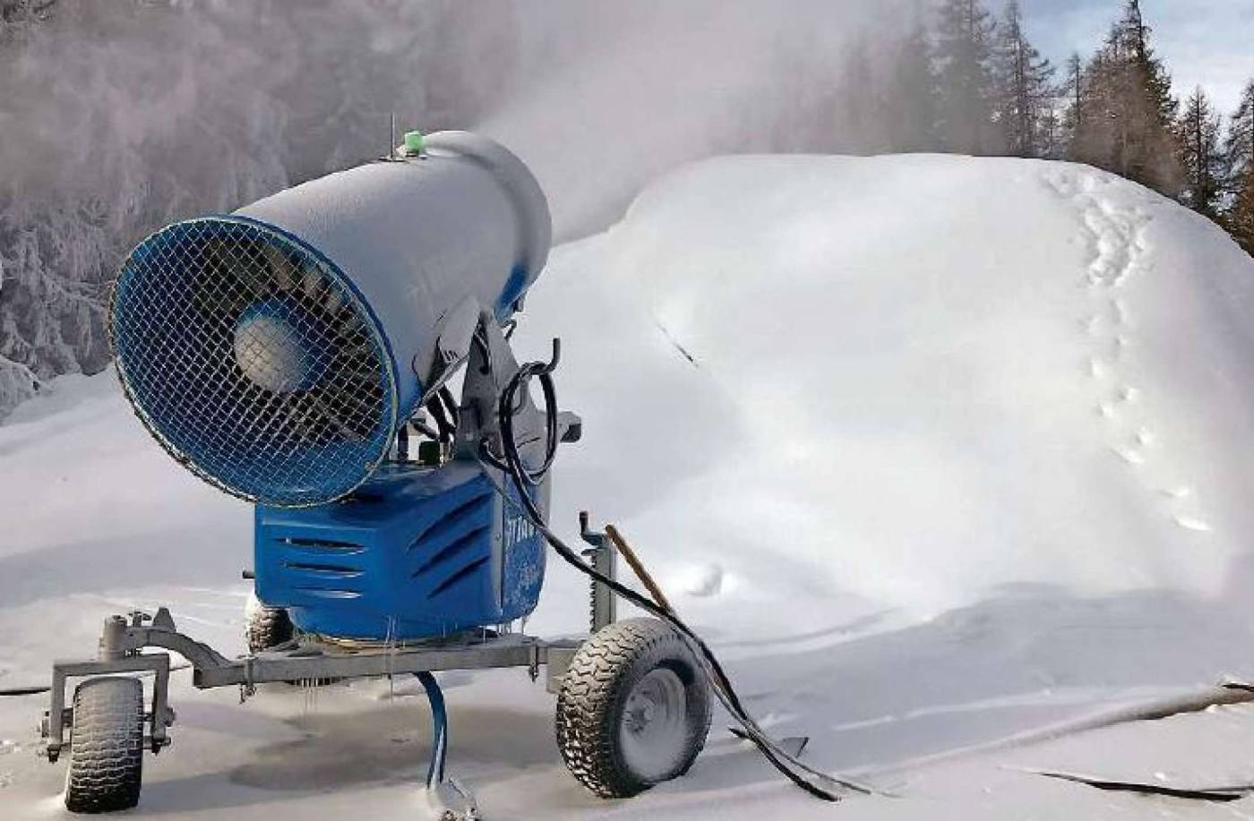 Snowfarming Volumen
Biathlon Arena Lenzerheide AG, Drohnenflug, Erstellung 3d Modell, Volumenberechnung