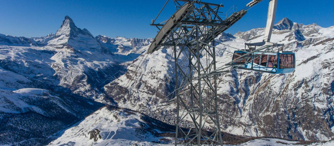 Monitoring Bergbahnen Zermatt
Permanente Stützen-Überwachungsmessungen, 9 GNSS: Überwachung mit hochpräzisen 4 Stunden-Lösungen, (< 3 mm in der Lage), 2 lokale GNSS-Referenzstationen, 2 Laserdistanzmessungen
