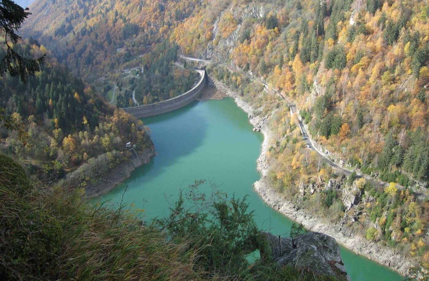 Diga di Malvaglia
Misurazione di controllo della diga e della frana, Controllo geodeticodella diga,,Controlle geodetico della frana