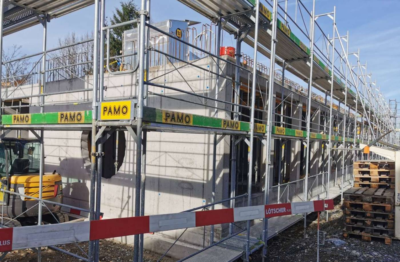 Gesamtsanierung und Erweiterung Schule Littau Dorf, Entwässerungsplanung, Erschliessungs und Werkleitungsplanung, Planung Aushub und Böschungssicherung, Planung Fundationskonzept, Projektleitung Gesamtstatik mit Holzbau und Stahlbeton, Sanierung bestehender Schulbauten