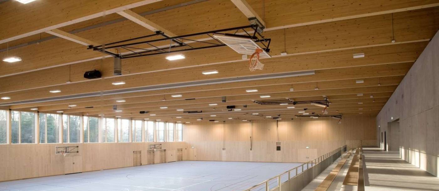 Grosssporthalle Hirslen, Bülach, Gesamtleistungswettbewerb mit Erne AG Holzbau (TU),Vorprojekt, Bauprojekt, Planung und Projektierung.