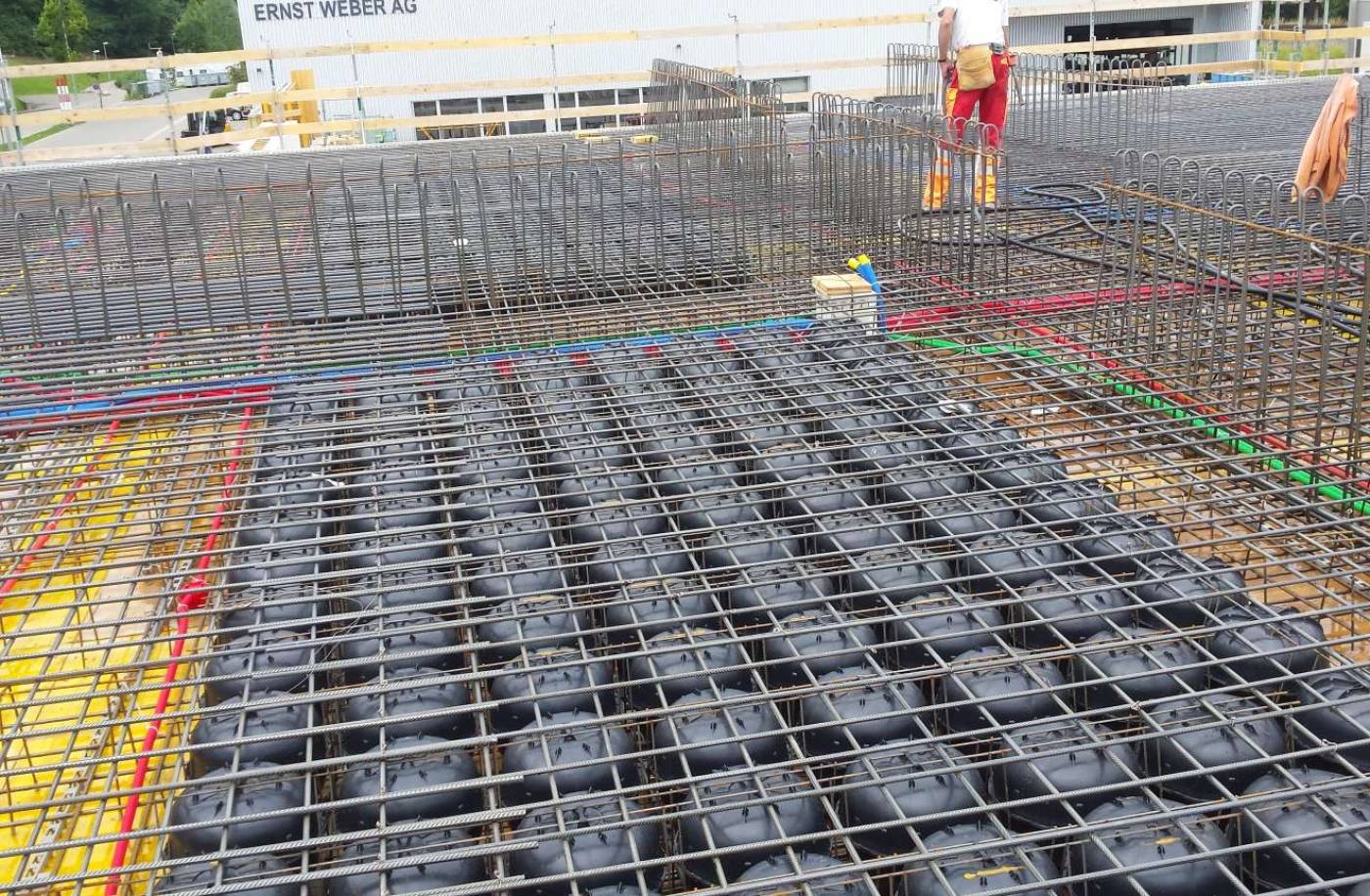 Busdepot und Schule Schellerareal, Wetzikon, Studienauftrag, Vorprojekt, Bauprojekt, Planung und Projektierung des Tragwerks, Baugrube sowie Kostenermittlung und Kostenkontrolle