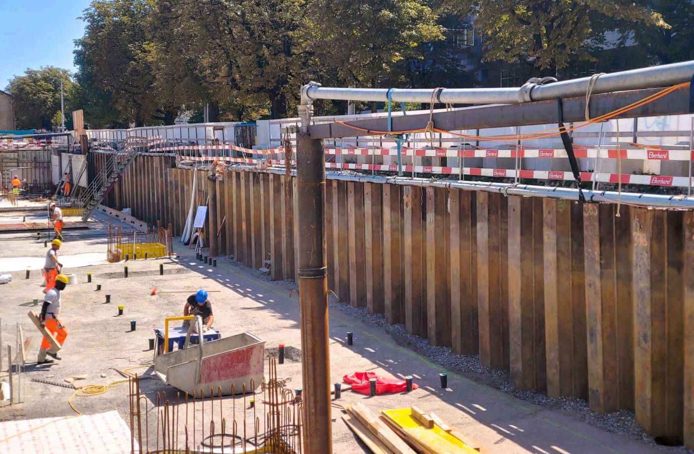 Wohnsiedlung Letzi, Zürich, Wettbewerb, Vorprojekt,Bauprojekt, Planung und Projektierung des Tragwerks, Baugrube und Pfählungsowie Kostenermittlung und Kostenkontrolle.