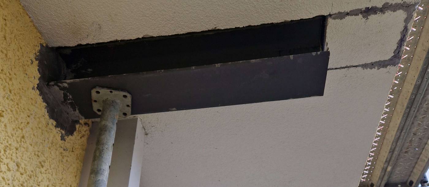 Umbau und Aufstockung EFH, 6247 Schötz, Statische Überprüfung Bestand, Verstärkungsmassnahmen in Stahl, Dimensionierung der neuen Balkonanlage