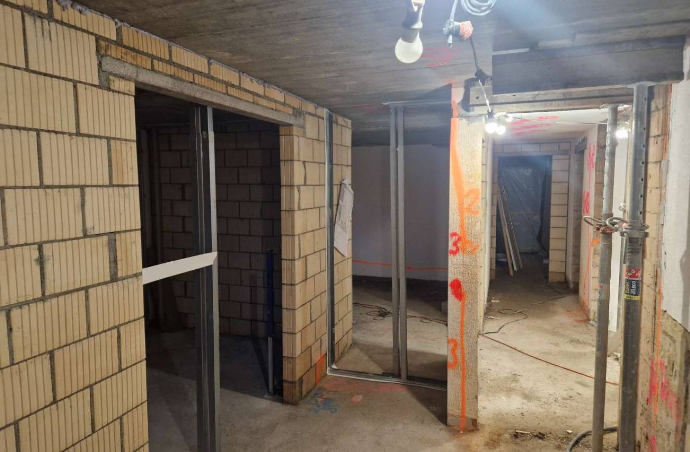 Umbau + Aufstockung EFH, Malters, Statische Überprüfung bestehendes Wohngebäude und Aufstockung, Ausarbeiten Verstärkungsmassnahmen, Baukontrolle