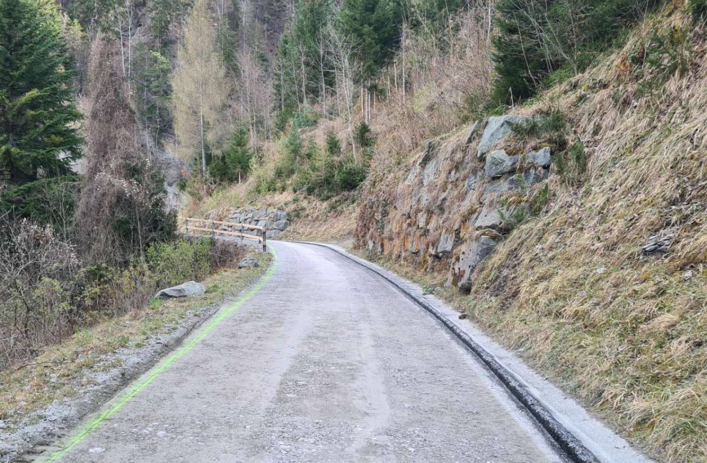 Sanierung Maiensässstrasse, Schetga 1, Projekt- und Bauleitung - vom Konzept bis zur Ausführung