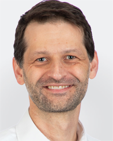 Francesco Gilardi, Contitolare Geocasa<div class="thirdEmployeeTitle" style="position: absolute; bottom: 14px;"> Verwaltungsratspräsident</div>