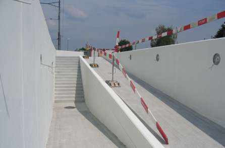 Personenunterführung SOB Breiten, 
8832 Wilen, Grundlagenbeschaffung, Feldaufnahmen, Projektstudie, Auflageprojekt und Kostenvoranschlag,                        Statische Berechnungen Rampe/Treppe und Personenunterführung,              Devisierung, Ausschreibung und Offertvergleich,                         Ausführungsprojekt, Örtliche Bauleitung, Ausmass und Abrechnung
