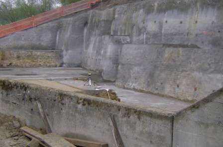 EFH, Bühlstrasse 7, 8142 Uitikon, Projekt und Baukontrolle für Tragstruktur in Massivbauweise, Projekt und Bauleitung für Baugrubenaushub mit Baugrubensicherung und Fundation