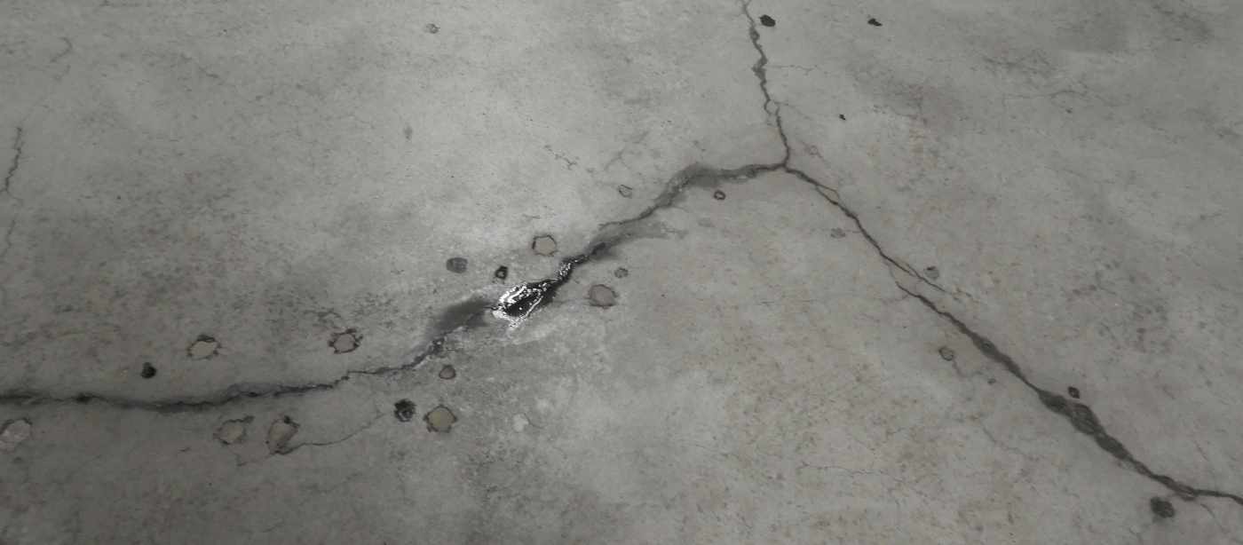 Einstellhalle Einkaufszentrum Lindenmoos, 
Affoltern am Albis, Technische und statische Zustandsbeurteilung, Überprüfung der Tragsicherheit und des baulichen Brandschutzes, Erstellung eines Massnahmenkonzeptes