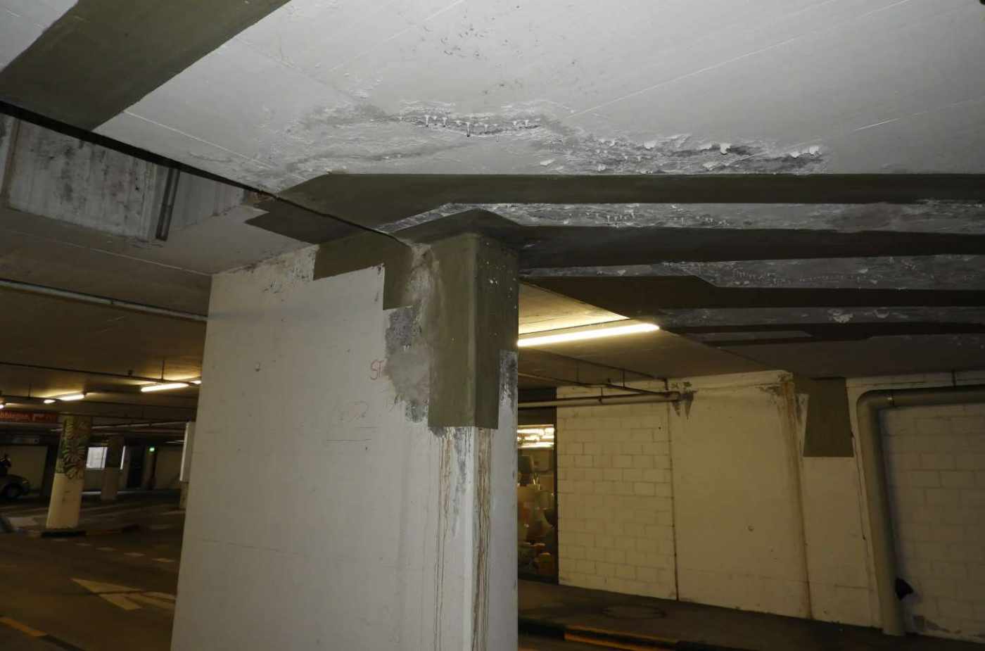 Einstellhalle Einkaufszentrum Lindenmoos, 
Affoltern am Albis, Technische und statische Zustandsbeurteilung, Überprüfung der Tragsicherheit und des baulichen Brandschutzes, Erstellung eines Massnahmenkonzeptes