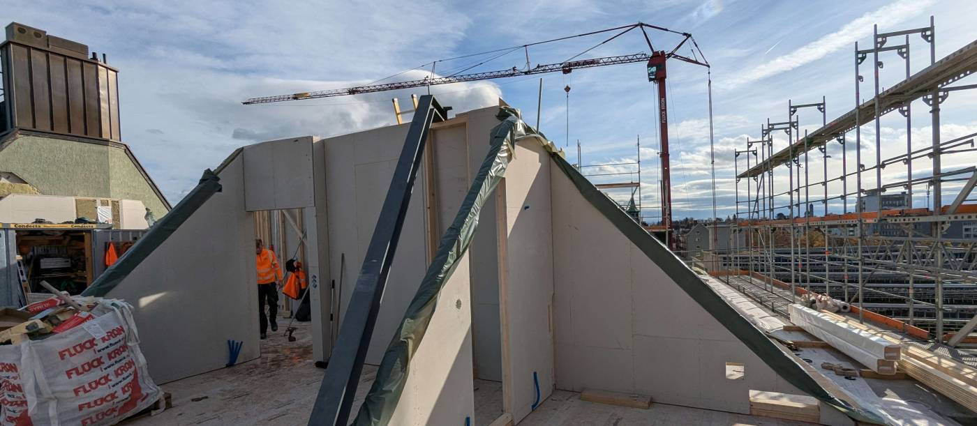 Aufstockung Kalkbreitestrasse 3, Zürich, Erdbebenüberprüfung des Bestands, Überprüfung der Tragstruktur aufgrund der Umbauten undAufstockung., , Projektierung und Realisierung der Aufstockung in Holz