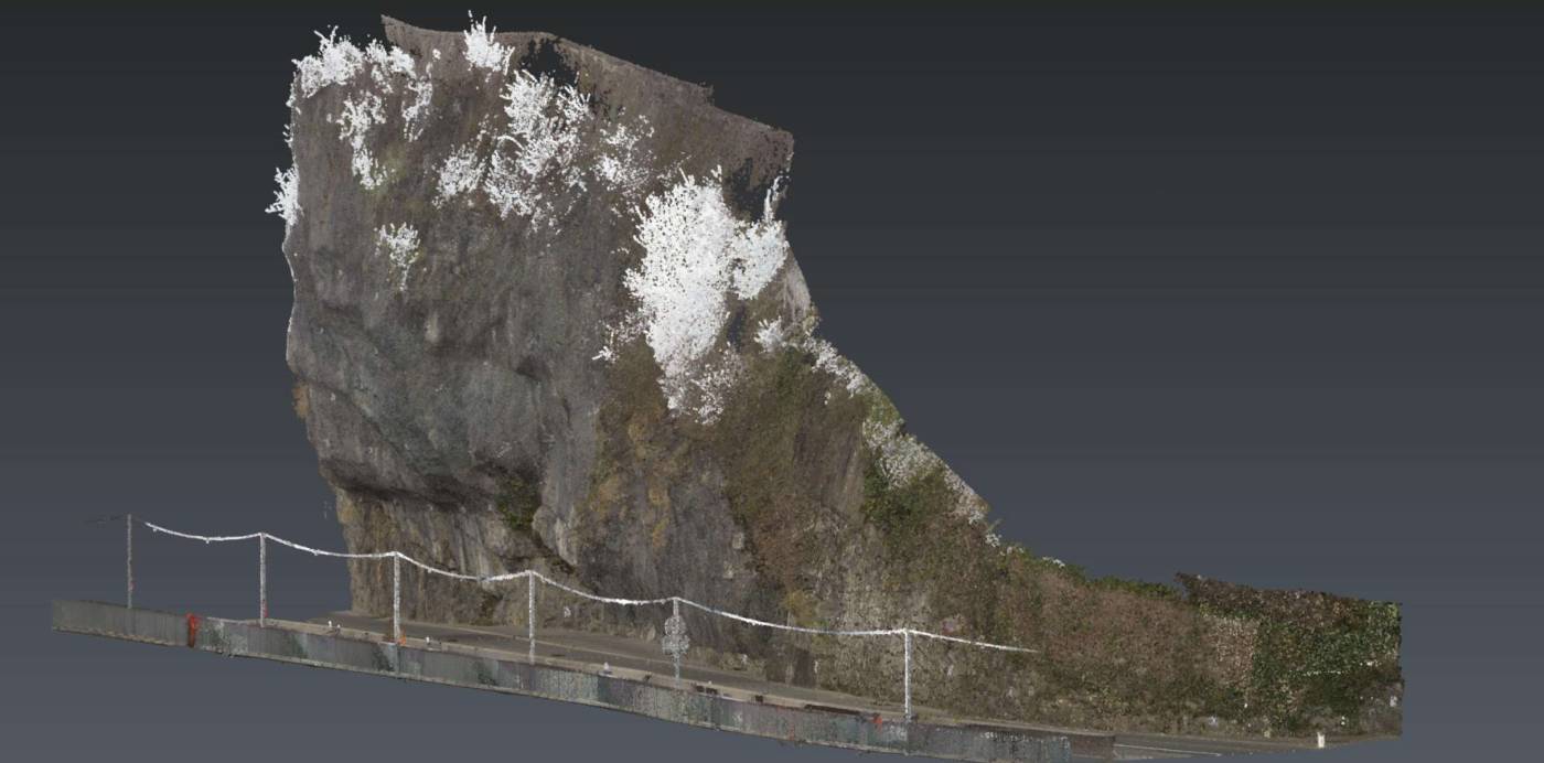 Morschacherstrasse, Axenfels, Gemeinde Morschach, Aufnahmen des Felsen oberhalb der Strasse. Analyse derEigentumsverhältnisse, Bereitstellung der Daten.