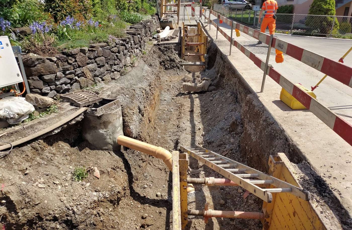 Werkleitungs- und Strassensanierung Gallusgasse, Urteilen und Quellenstrasse, Schänis, Grundlagen, Projektleitung, Projektierung, Submission inkl. Auswertung etc. Bauleitung inkl. Sitzungswesen etc. Ausmasskontrolle, Koordination Werke und Unternehmer, Öffentlichkeitsarbeit